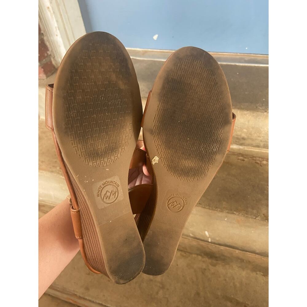 White Mountain tan wedge heel sandal - Picture 8 of 8